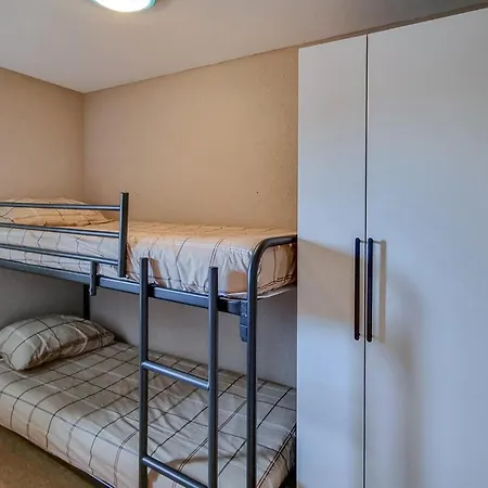 2 Bedroom Awesome In Casa vacanze Callantsoog