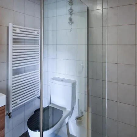 2 Bedroom Awesome In